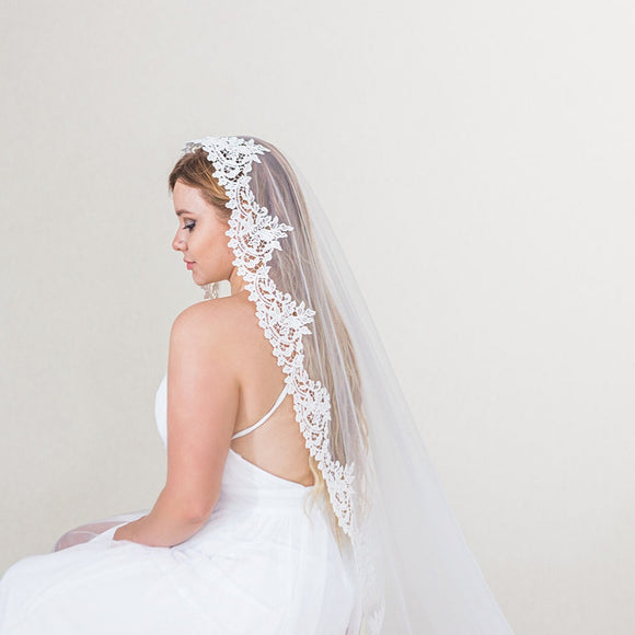 Emilia spanish veil mantilla style