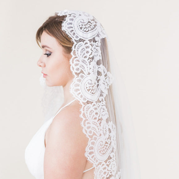 spanish lace veil with flowers and paisley design regina