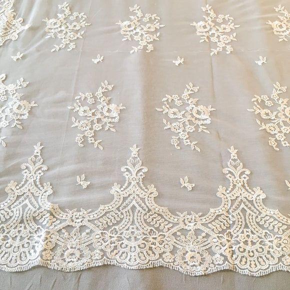 traditional-cuban-wedding-recangular-mantilla-veil-for-bride-and-groom-to-wear-during-ceremony-palma