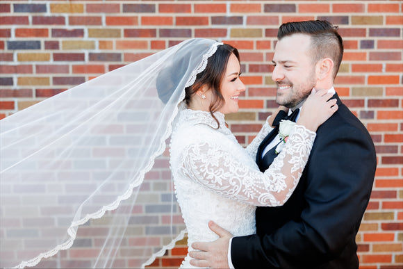 TRICIA Mantilla Wedding Veil, Cathedral Mantilla Wedding Veil, 1 Tier  Cathedral Mantilla Lace Veil,lace Mantilla Veil in Cathedral, Lace 