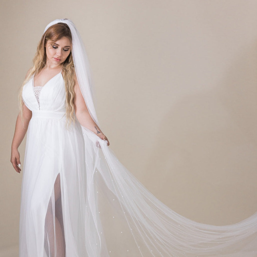 The Mantilla Company Perla Veil with Pearl Tulle