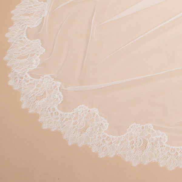 Spanish lace mantilla veil in ivory with blusher