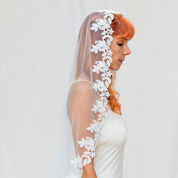 Classy Spanish Mantilla Veils Lace Bridal Veil Viniodress AC1309