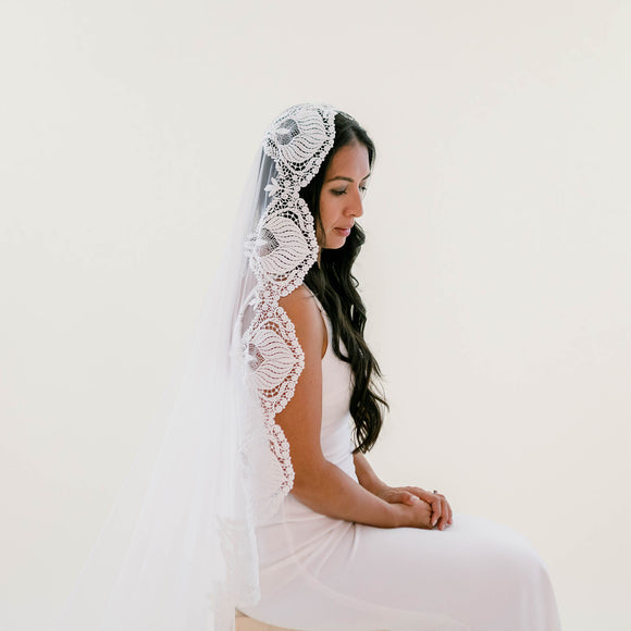 The Mantilla Company Antonia Ivory Lace Veil | Spanish Lace Wedding Mantilla Gathered Blusher / Floor