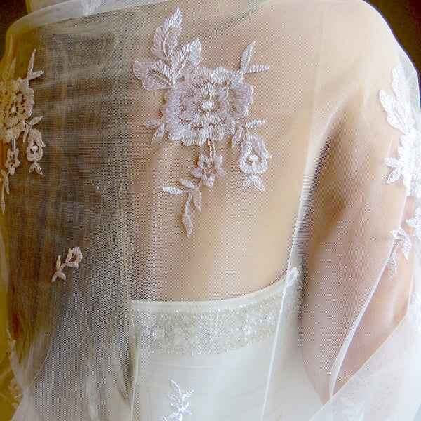 rectangular mantilla veil for bride and groom 