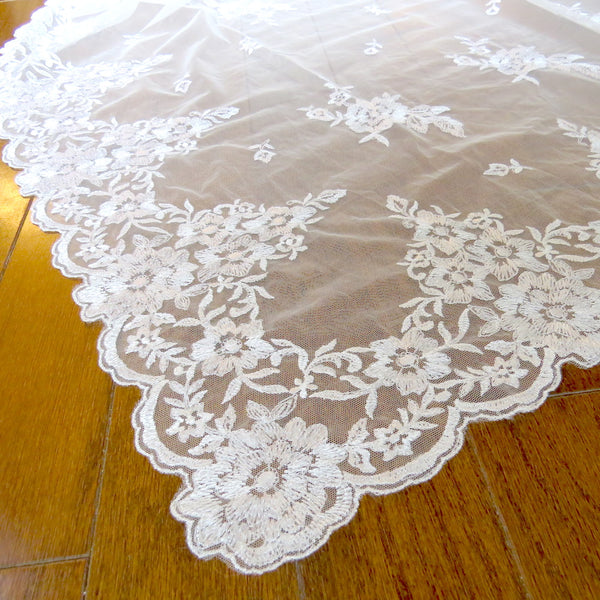 ceremony mantilla veil for bride and groom 